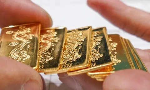 Đề xuất chấm dứt độc quyền nhập khẩu để giảm giá vàng trong nước