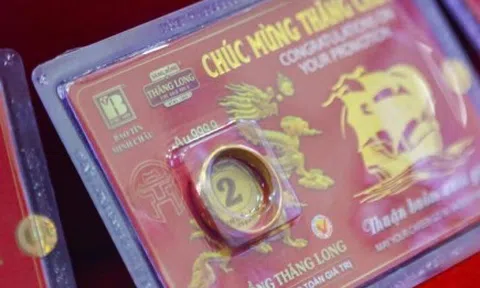 Chênh lệch mua-bán vàng 3,5 triệu đồng/lượng, khách hàng hứng trọn rủi ro