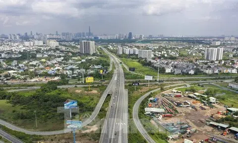 Cận cảnh tuyến cao tốc TPHCM-Long Thành-Dầu Giây sắp mở rộng lên 8 làn xe