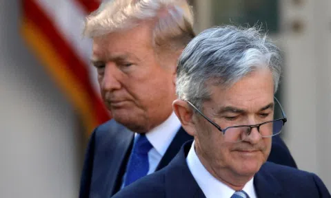Ông Trump lại đe dọa sa thải Chủ tịch Fed vì không giảm lãi suất