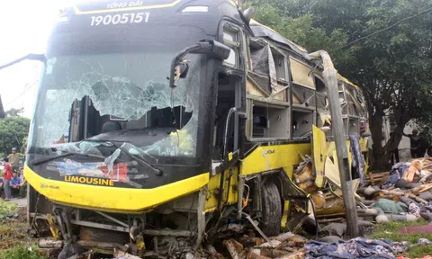 Tạm ứng bảo hiểm cho nạn nhân vụ lật xe khách ở Hà Tĩnh