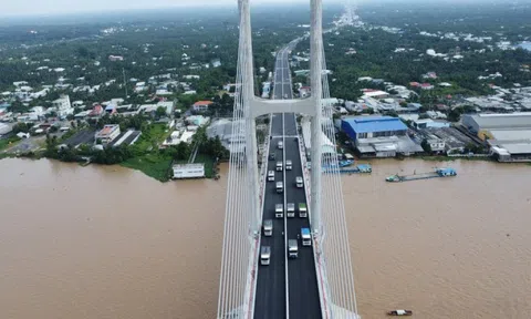 Cận cảnh cầu dây văng 6.810 tỷ đồng bắc qua sông Tiền