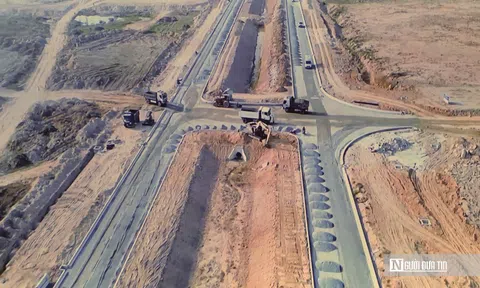 Phó Bí thư Bình Thuận kiểm tra “nóng” tiến độ 2 khu công nghiệp trọng điểm