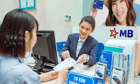 Nhân viên một ngân hàng có thu nhập hơn 54 triệu đồng/tháng