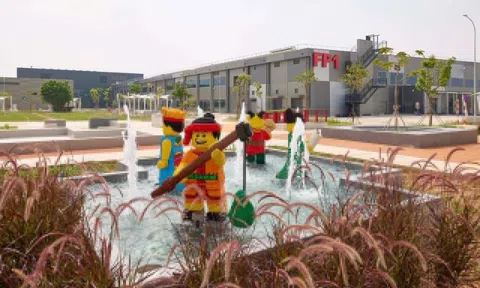 Khánh thành nhà máy Bình Dương tỷ USD, Lego nói không bị thuế tác động