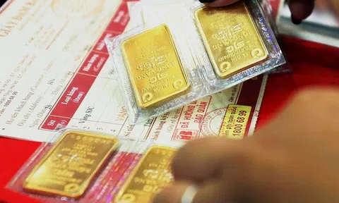 Hôm nay 12/2, giá vàng SJC, vàng nhẫn tiếp tục giảm mạnh: Điều gì đang xảy ra?
