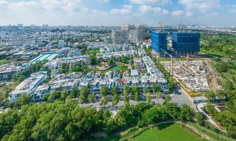 Khu Đông Tp.HCM tiếp tục là “điểm nóng” của thị trường căn hộ, liên tục xuất hiện diễn biến mới đầu năm