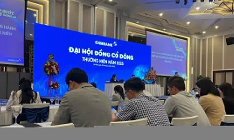 Lãnh đạo Eximbank hứa ổn định nhân sự, lấy lại vị thế ngân hàng