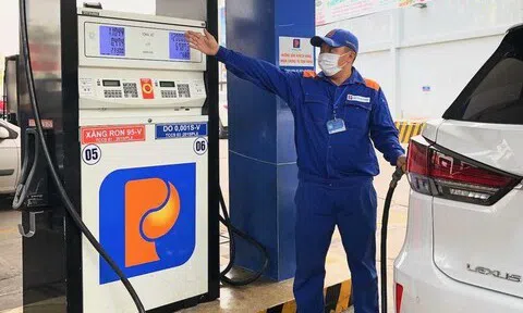 Giá xăng giảm sau 3 lần tăng liên tiếp