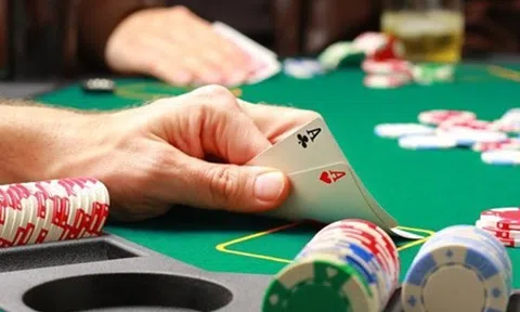 Đề nghị công an tăng cường giám sát hoạt động của Dragon Poker tại Khách sạn Grand Plaza