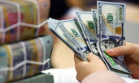 Tỷ giá ngày 27/3: USD ngân hàng đồng loạt giảm, USD tự do tăng