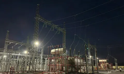 Đóng điện đưa vào vận hành trạm biến áp 220kV Phú Bình 2