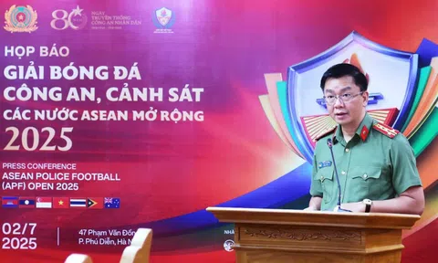 Thấy gì từ mức thưởng lớn tại Giải bóng đá Công an, Cảnh sát ASEAN mở rộng 2025?
