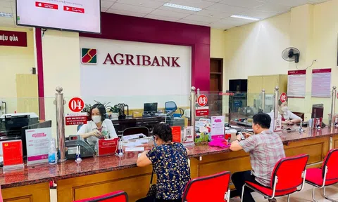 Từ nay, người dân được làm 8 thủ tục hành chính tại Agribank