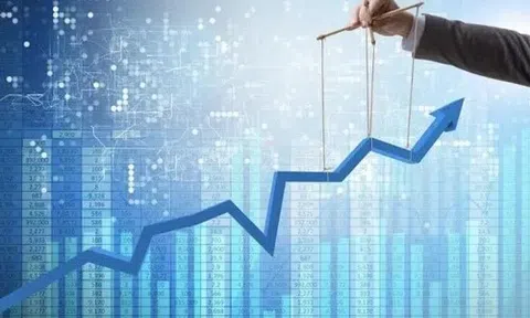 Phát hiện thao túng cổ phiếu: Phạt 4,5 tỷ đồng, 92 tài khoản liên quan