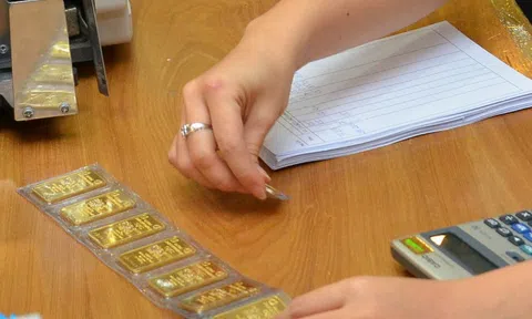 Giá vàng hôm nay, 25-10: Đảo chiều sụt giảm