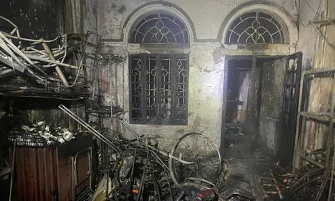 Hà Nội: Cháy nhà trong đêm, một người tử vong