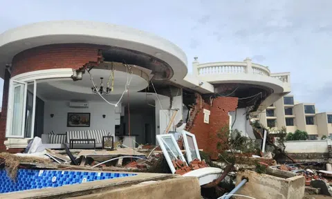 Sở Xây dựng Hà Tĩnh nói gì về vụ nhiều căn villa sát biển đổ sập sau bão số 10?