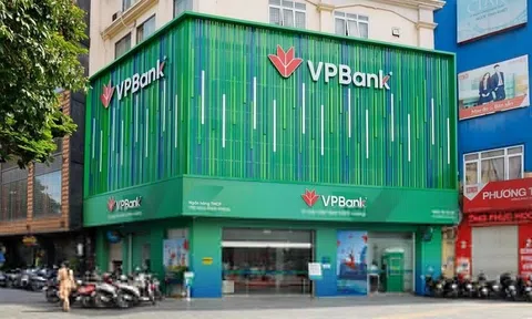 Cổ phiếu tăng không ngừng nghỉ, vốn hóa VPBank vượt VietinBank