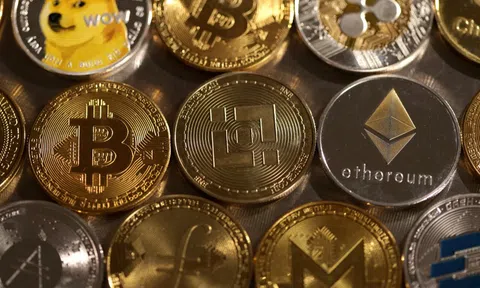 Cổ phiếu một công ty đầu tư tài sản số tăng dựng đứng