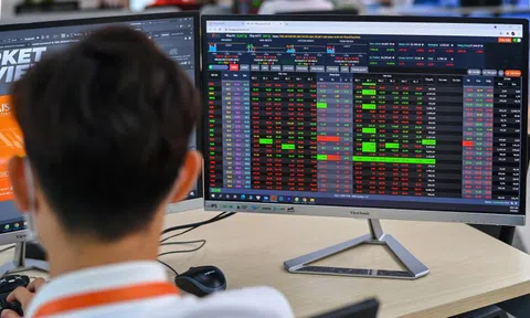 VN-Index quá mạnh, khi nào vượt 1.600 điểm?