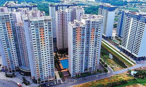 Nghịch lý: Ngân hàng cho vay có lời dù giữ tài sản đảm bảo và ôm nợ xấu, doanh nghiệp BĐS đi vay thì 'chết ngắt' vì không có tiền trả