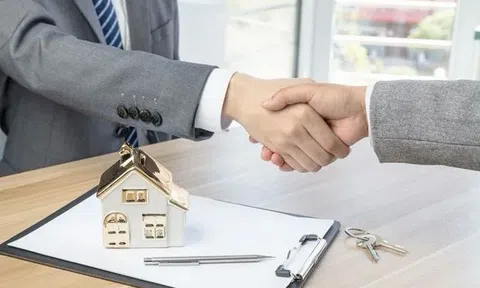 Đề xuất thu 300.000 đồng lệ phí cấp chứng chỉ môi giới bất động sản