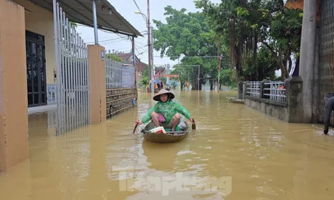 Xem xét tái định cư cho người dân ở vùng 'rốn lũ' sông Bùi, sông Tích