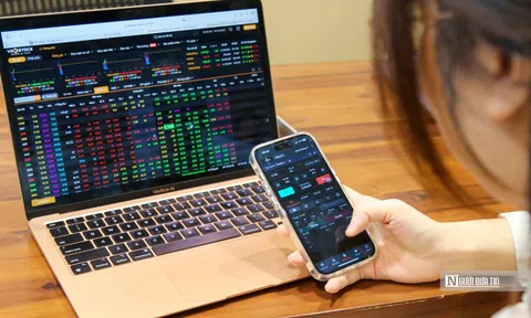 Chứng khoán hồi phục nhưng thanh khoản "đuối", liệu sóng có bền?