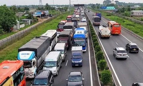 CII dồn lực cho cao tốc 1,4 tỷ USD: Tạm ngưng chia cổ tức, ưu tiên dòng vốn cho dự án BOT tư nhân lớn nhất lịch sử