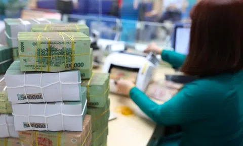 Nợ xấu ngân hàng tiếp tục leo thang