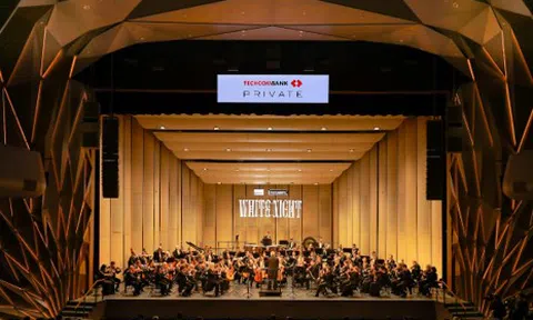 Tái hiện không gian âm nhạc hoàng gia Nga cho khách hàng Techcombank Private