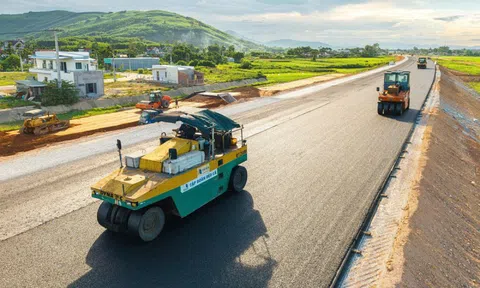 Thủ tướng: Đầu tư dưới 3.000 dự án dùng ngân sách Trung ương trong nhiệm kỳ tới