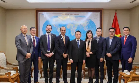 Tập đoàn Prudential cam kết đầu tư dài hạn tại Việt Nam