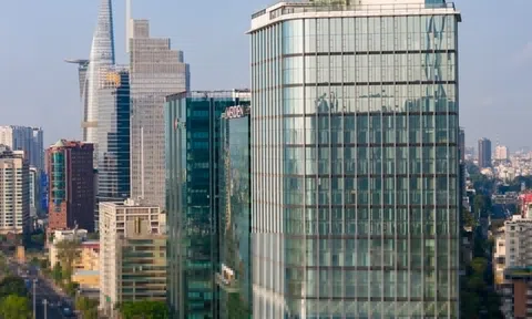 Biệt phái người của Đại học UFM đến làm việc tại Trung tâm Tài chính