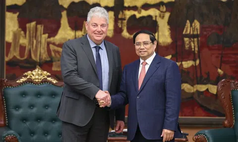 Thủ tướng đề nghị Tập đoàn bán dẫn hàng đầu thế giới hỗ trợ Viettel, FPT, VSAP Lab