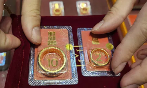 Tối 14-1, giá vàng miếng SJC lần đầu chạm mốc 163,5 triệu đồng/lượng