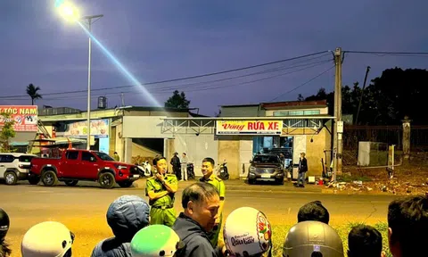 Cảnh sát phong toả căn nhà, truy tìm nghi phạm vụ cướp ngân hàng ở Gia Lai