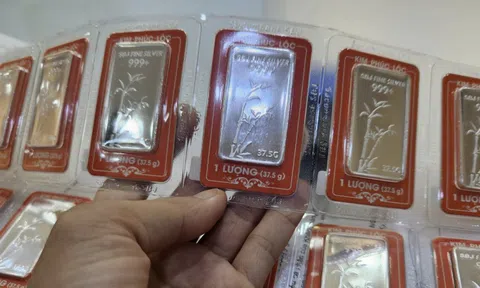 Giá bạc hôm nay 27-1: Bạc Phú Quý vượt 4,3 triệu đồng/lượng