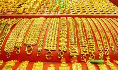 Chiều 2/2: Giá vàng thế giới giảm sâu, xuống sát mức 4.500 USD/ounce