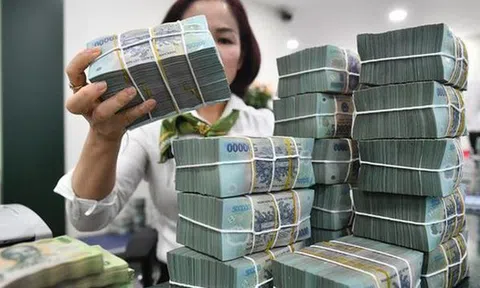 Nguyên nhân khiến lãi suất liên ngân hàng tăng vọt