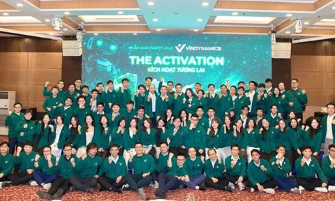 Giáo sư Mỹ và chuyên gia công nghệ hội tụ tại VinDynamics: Giấc mơ robot cho mọi người