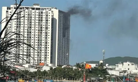 Cháy chung cư ở Nha Trang khiến 2 người tử vong