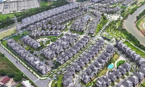 Hàng trăm căn biệt thự, nhà liên kế ở TPHCM được cấp sổ