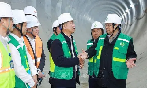 Thủ tướng: Quy hoạch phát triển ngành đường sắt với tầm nhìn trên 100 năm