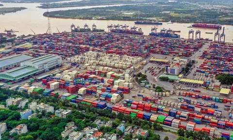 Khai Xuân đầu năm, tấp nập chốt đơn hàng