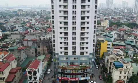 Ngân hàng rao bán bất động sản để siết nợ hàng trăm tỷ