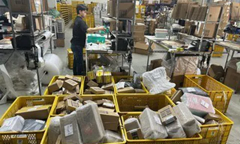 Rối quy định hóa đơn trên sàn