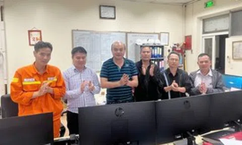 Đóng điện treo dây mạch 2 đường dây 220 kV Bắc Giang - Lạng Sơn