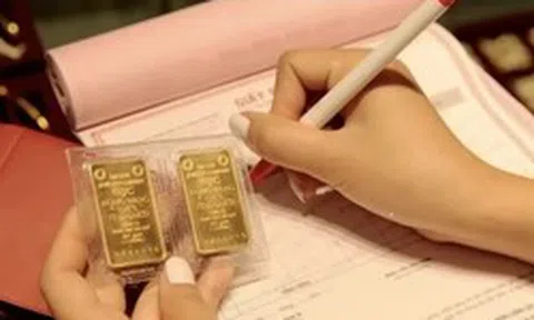 Mua vàng rồi nhận giấy hẹn: Rủi ro pháp lý trong giao dịch 'tiền trao...cháo hẹn múc'